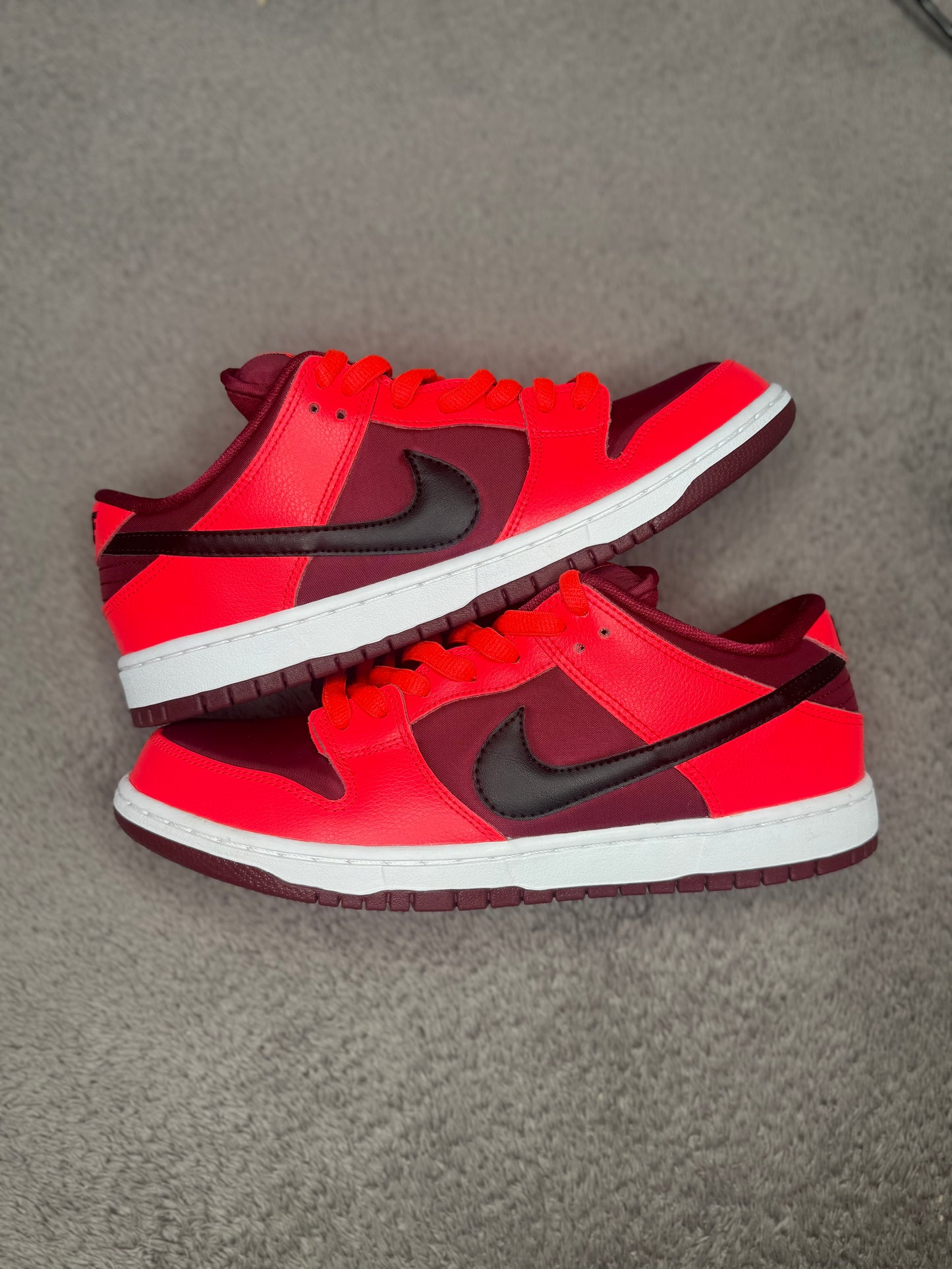 LASER CRIMSON