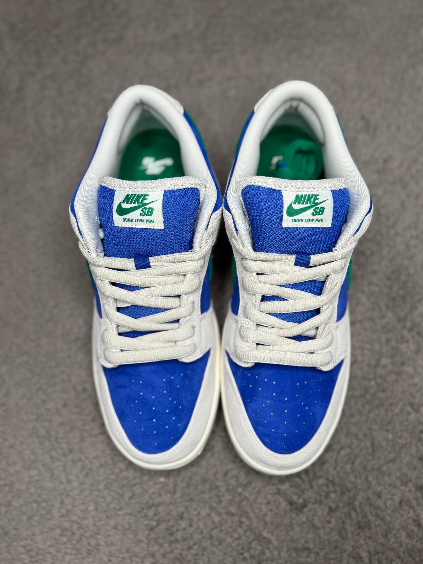 HYPER ROYAL MALACHITE