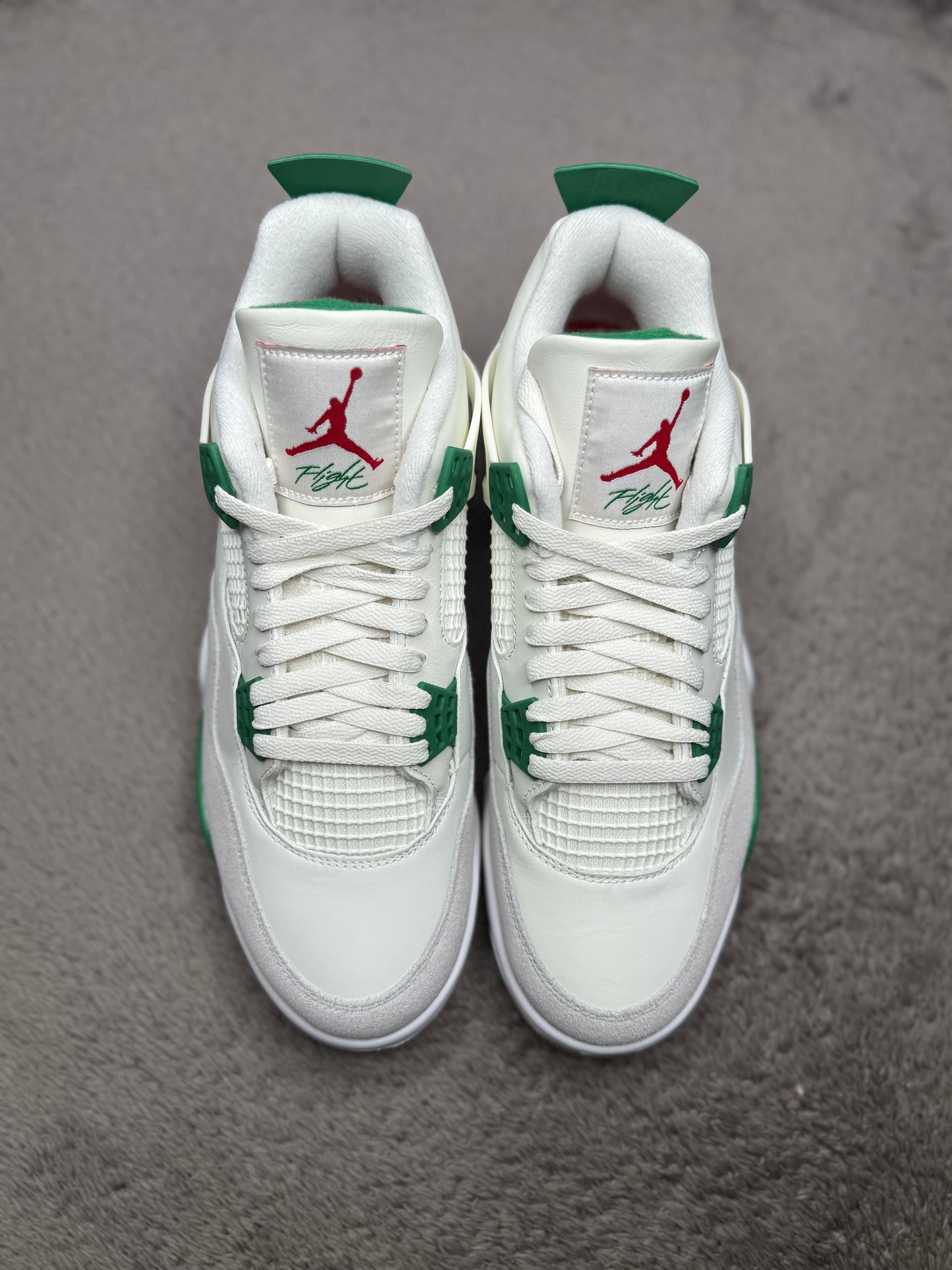 PINE GREEN SB4