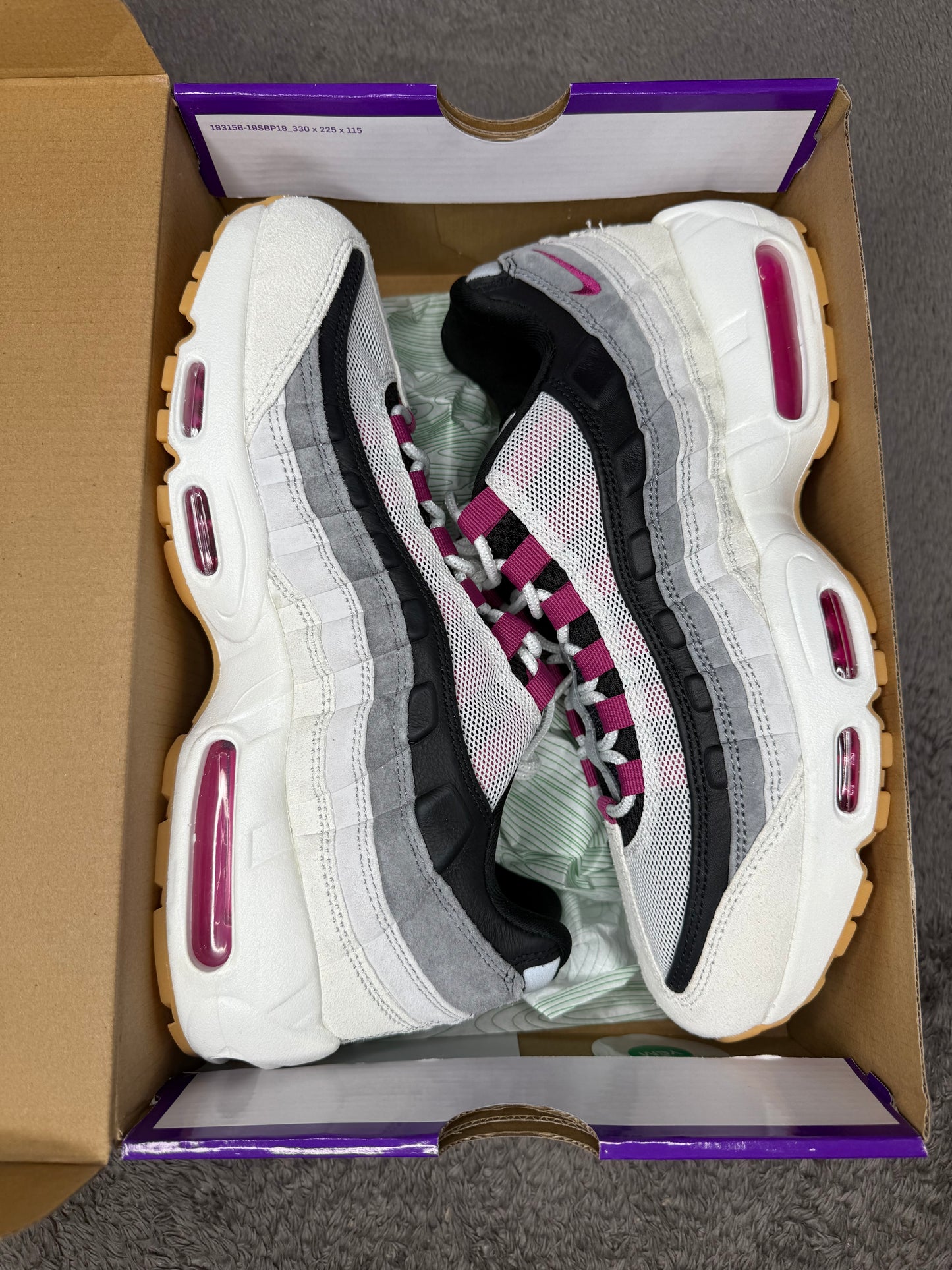 AIR MAX SB