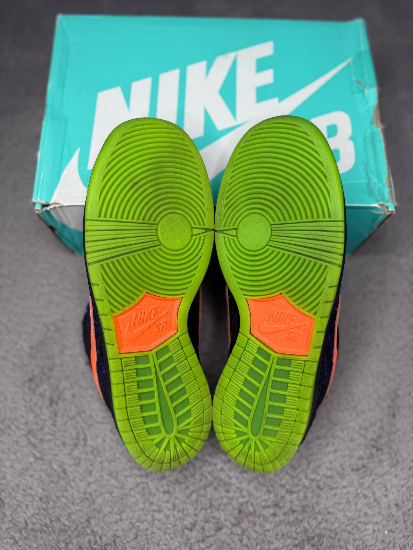 NIGHT OF MISCHIEF (10)