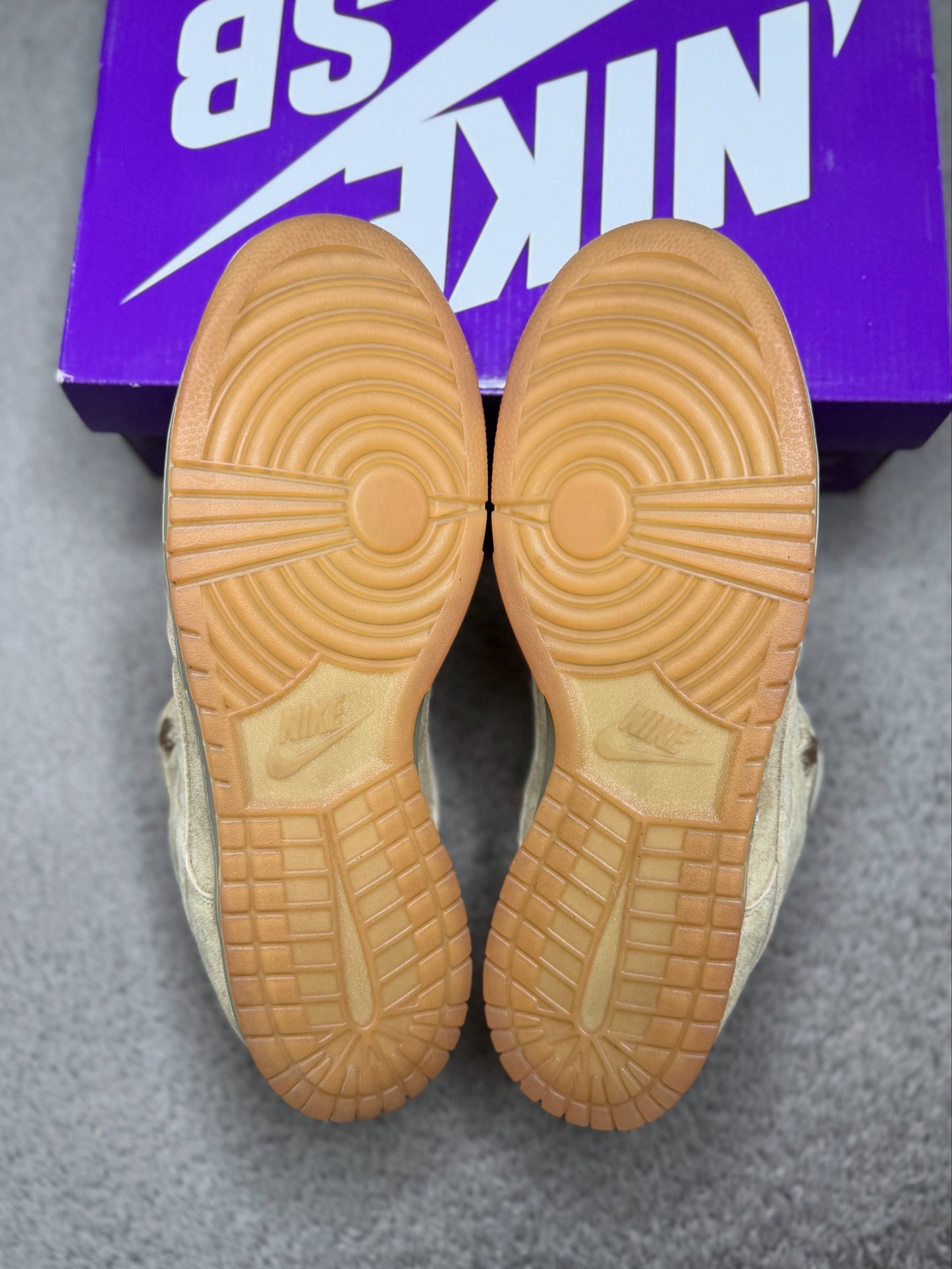 PARACHUTE BEIGE (12)