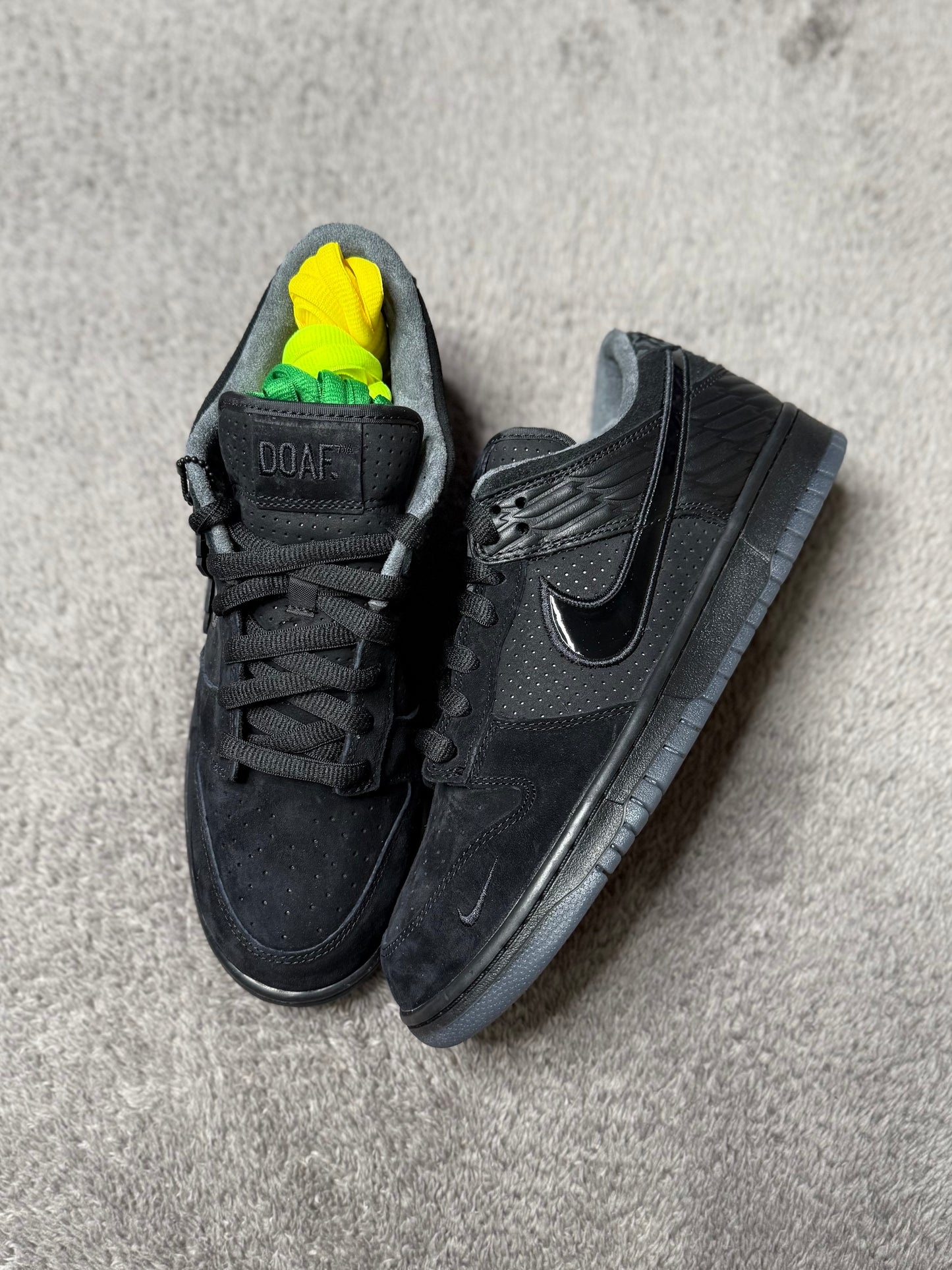 OREGON DUCKS OF A FEATHER (9)