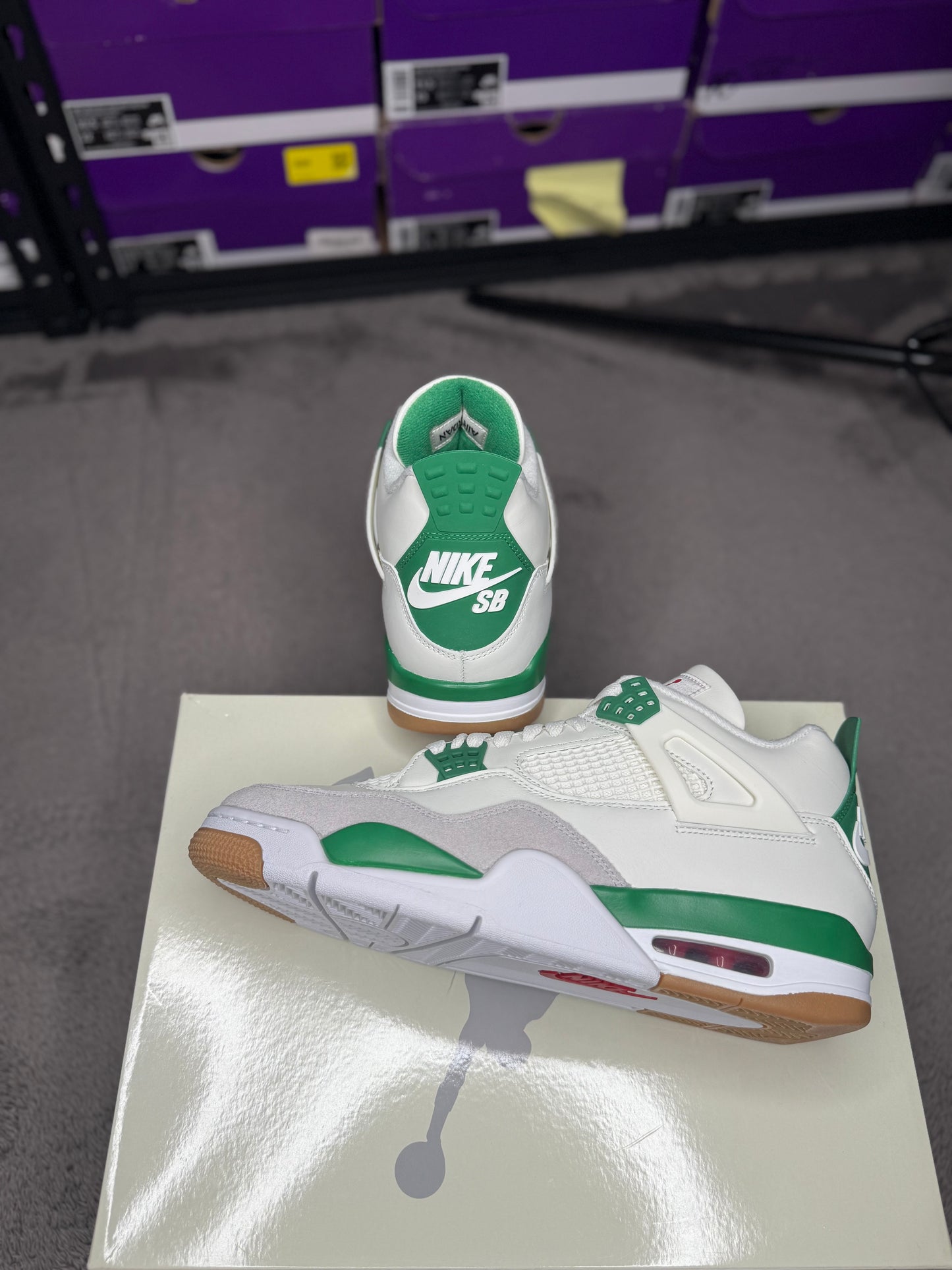 PINE GREEN SB4