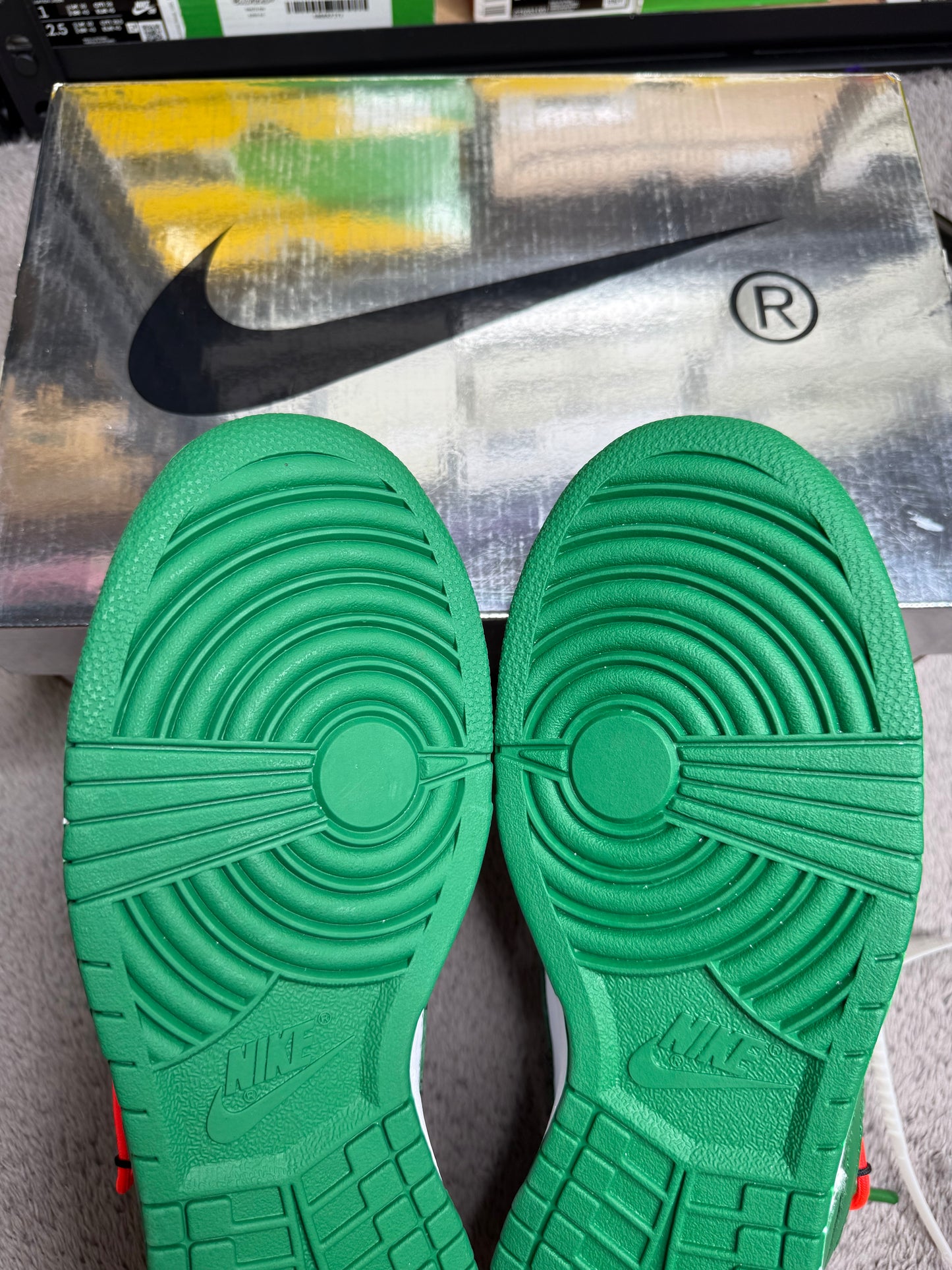 OFF WHITE PINE GREEN