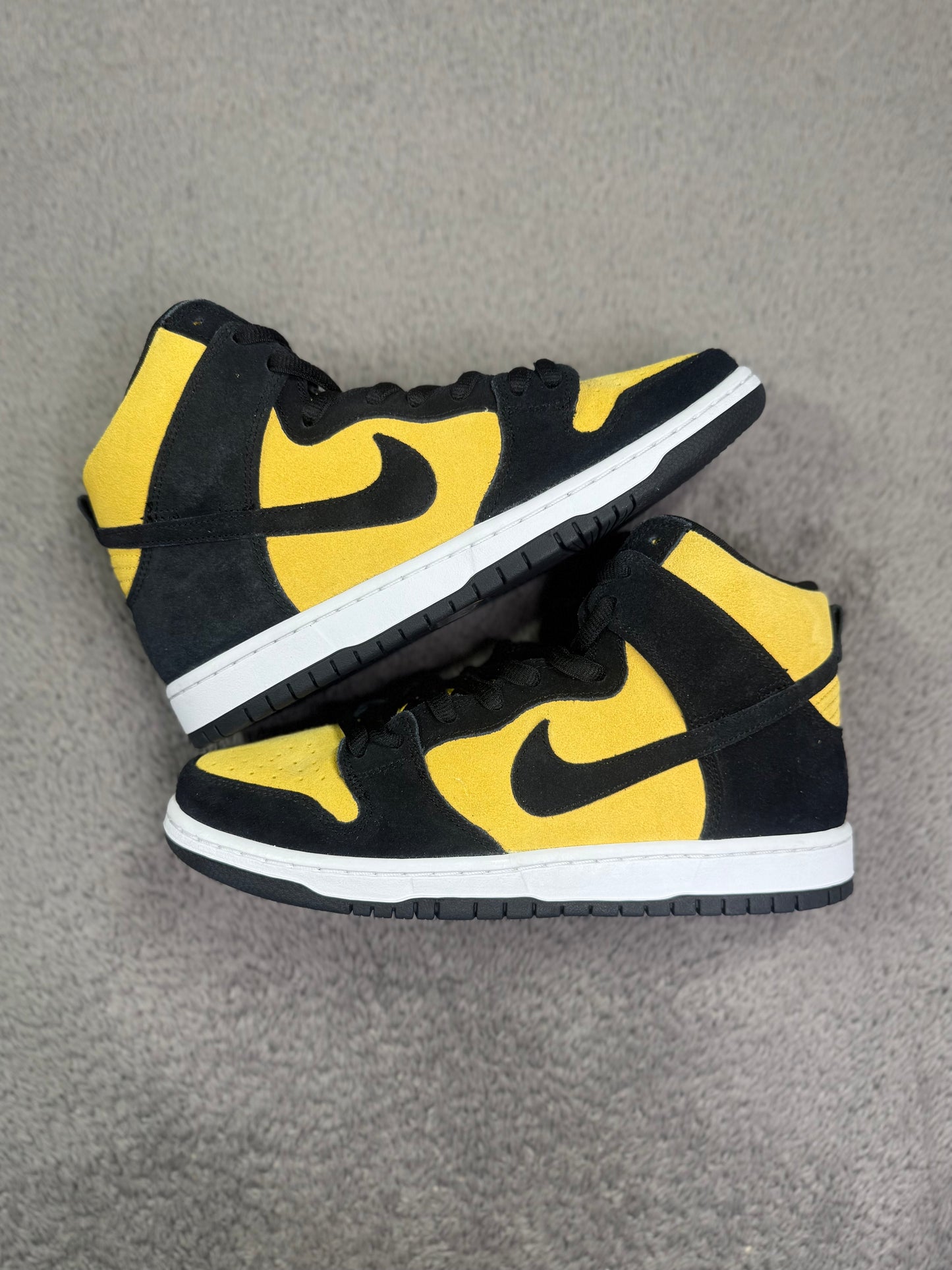 REVERSE GOLDENROD (9.5)