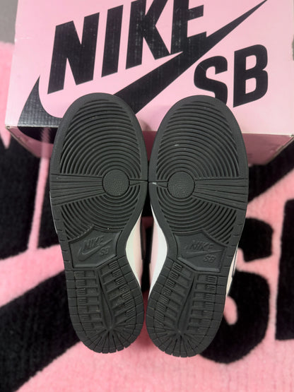 PINK BOX (9.5)