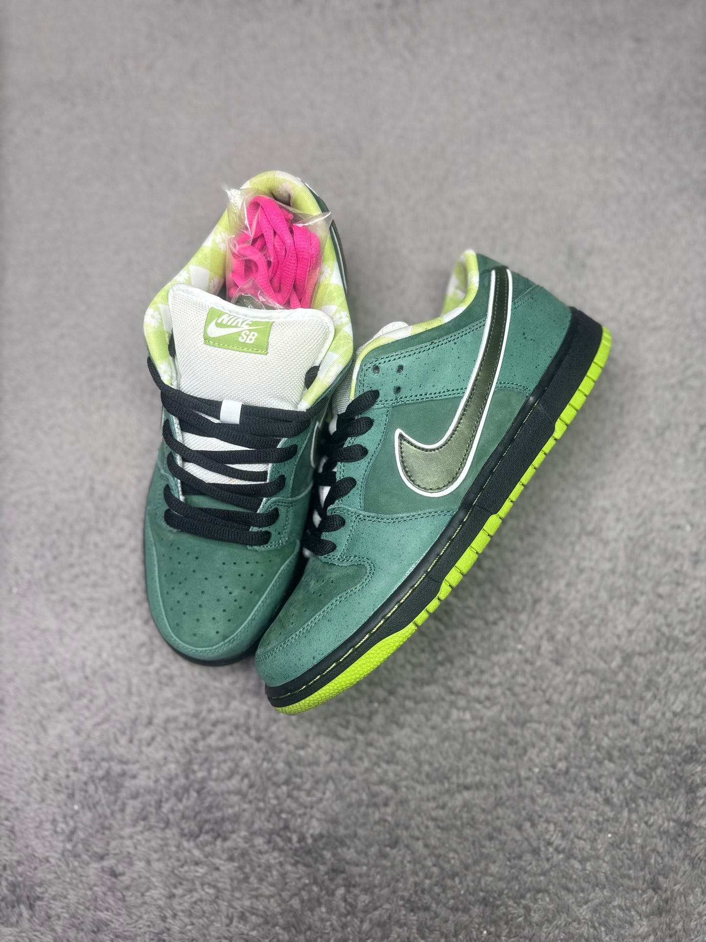 GREEN LOBSTER SPECIAL BOX (9.5)
