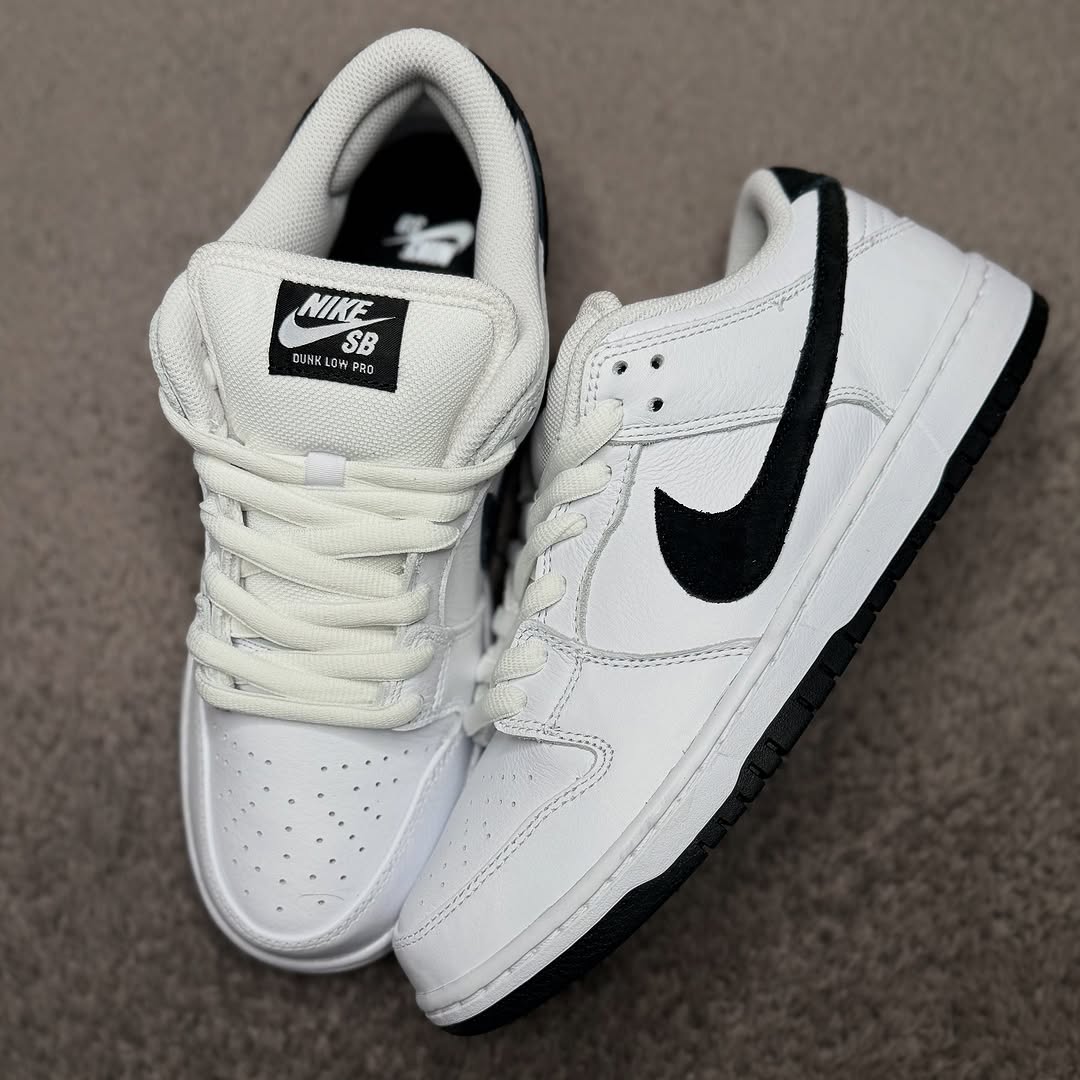 WHITE BLACK