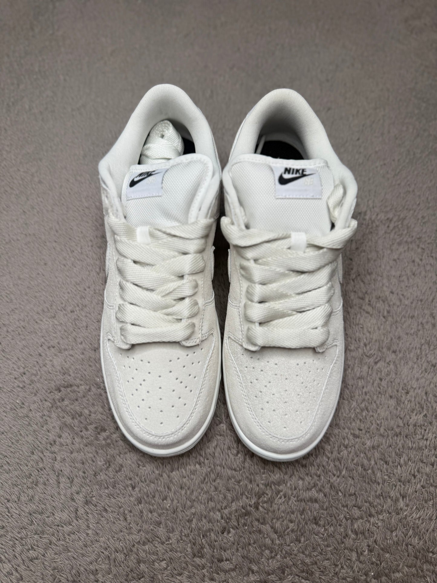PALE IVORY (9)