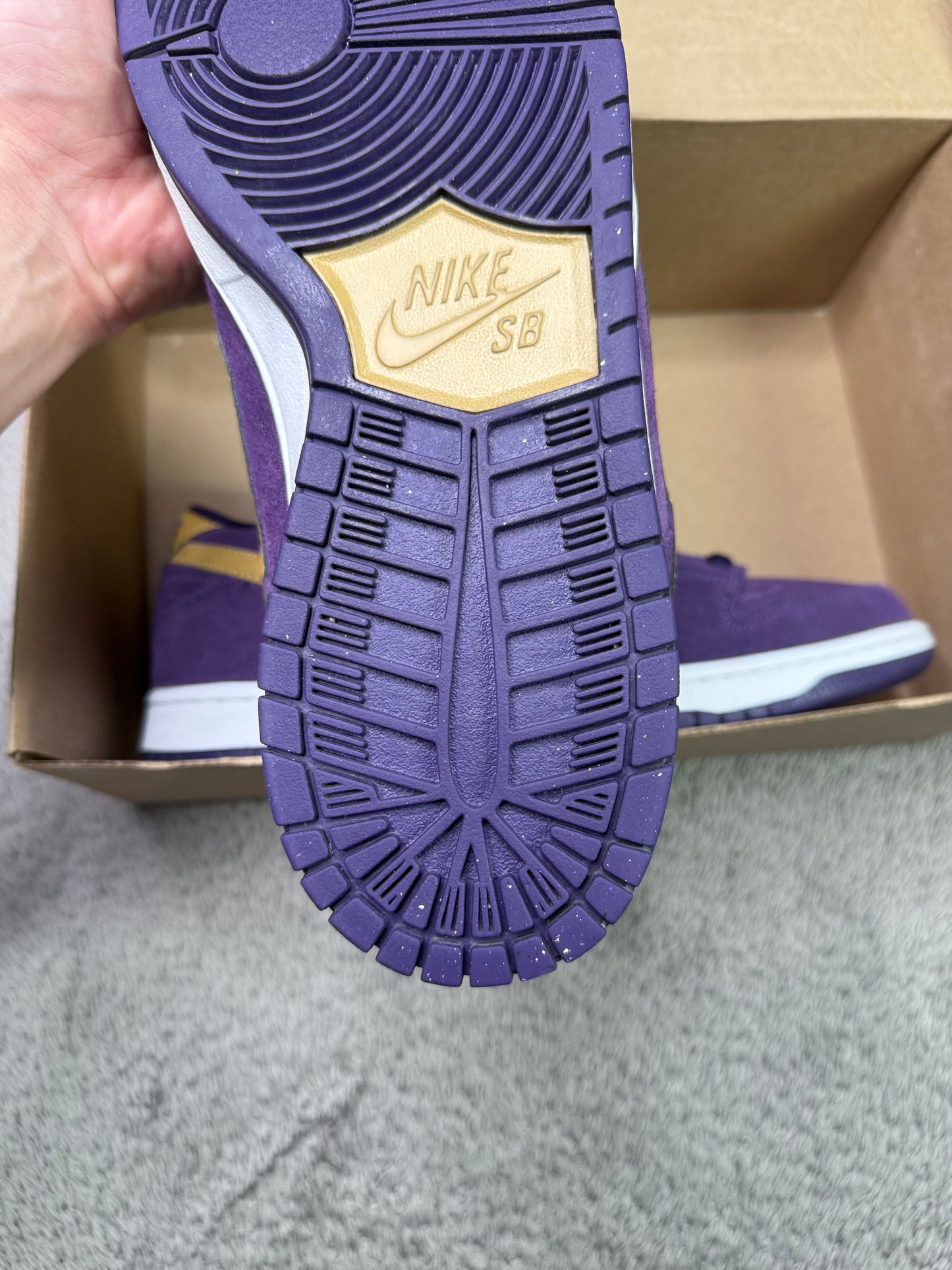 CROWN ROYAL (10.5)