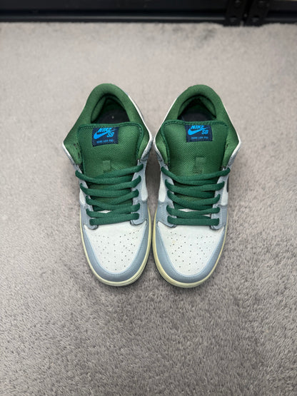 MAPLE LEAF (9.5)