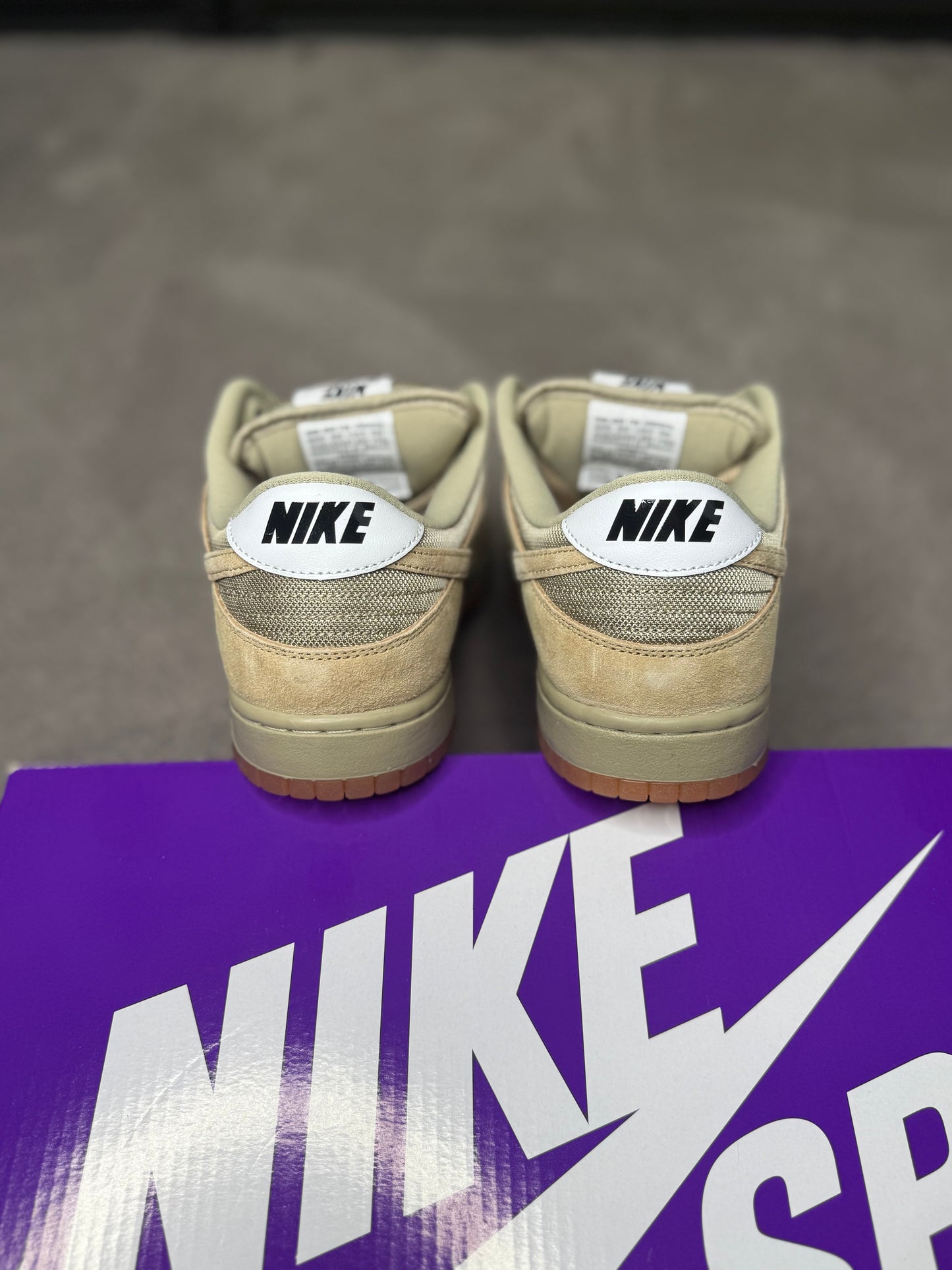 PARACHUTE BEIGE