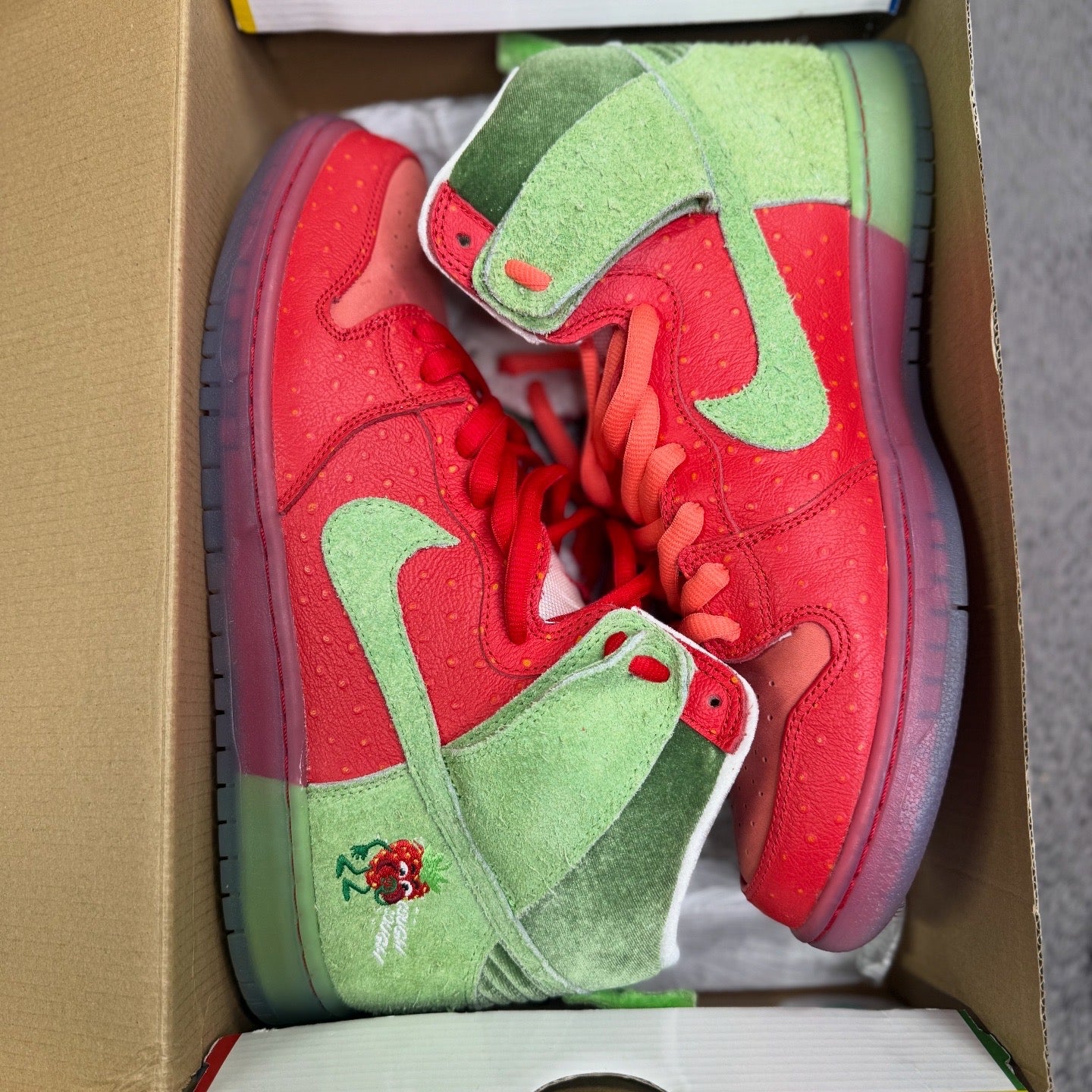 STRAWBERRY COUGH (13)