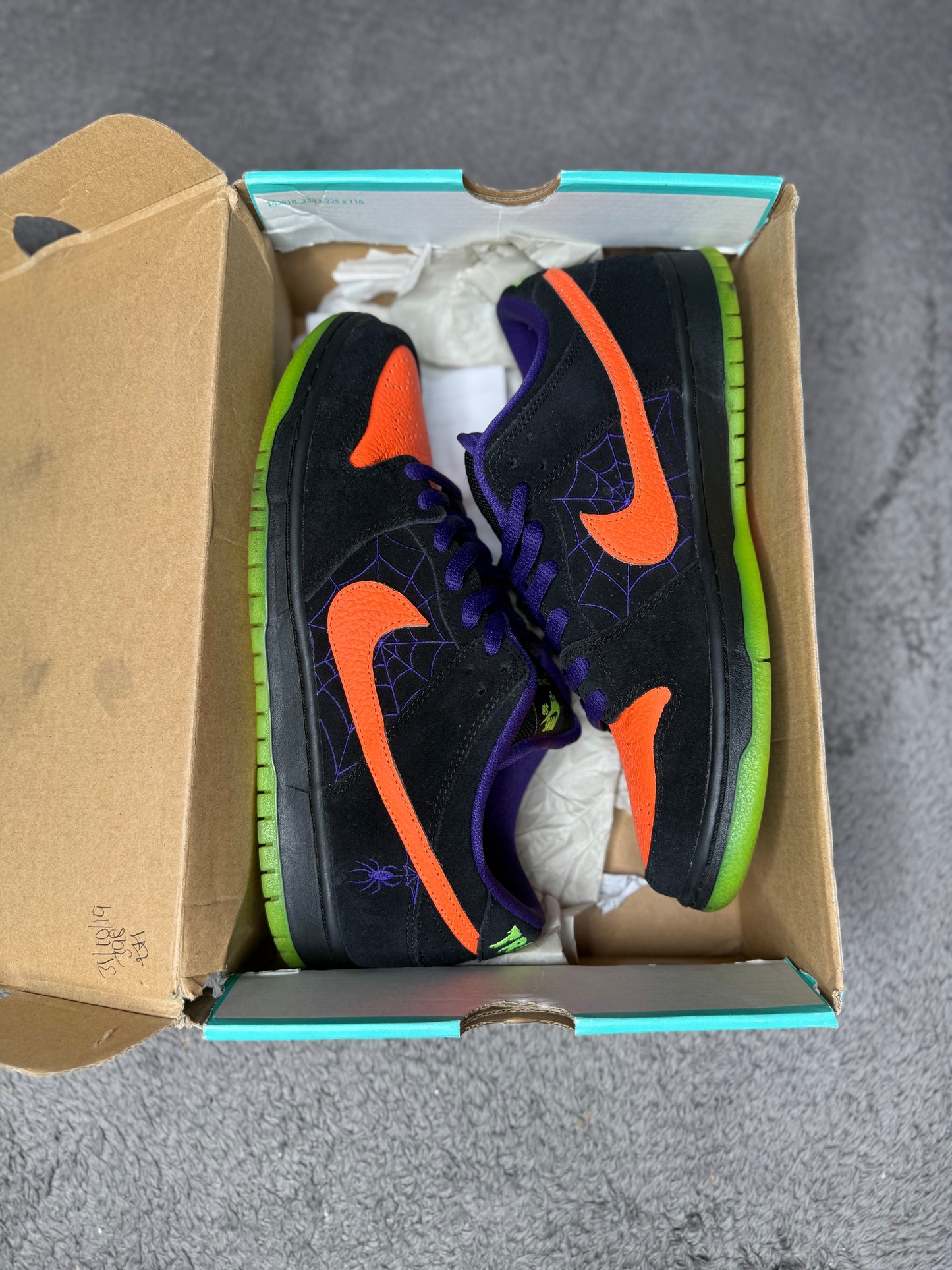 NIGHT OF MISCHIEF (10)