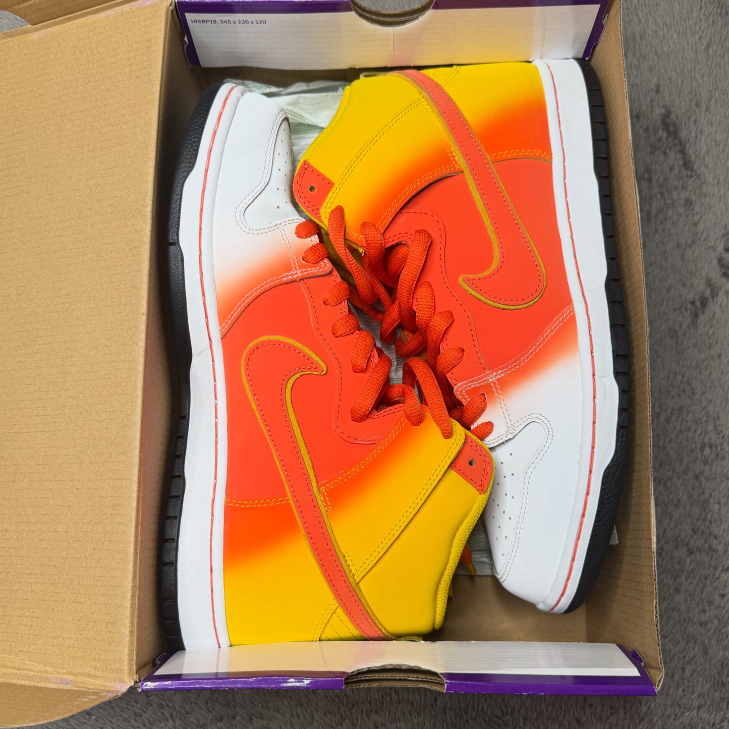 CANDY CORN (12)