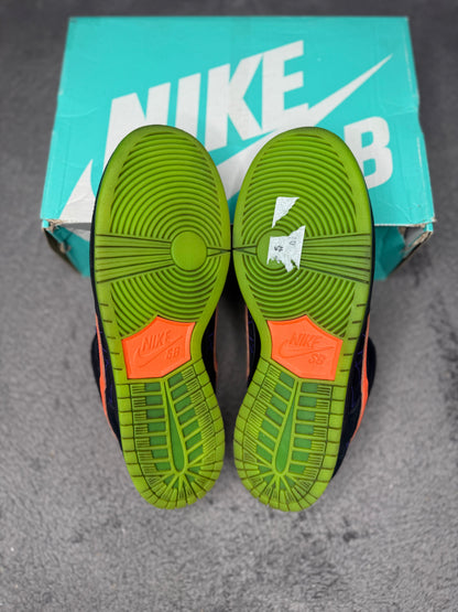 NIGHT OF MISCHIEF (10)