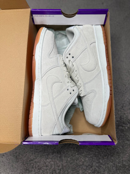 PALE IVORY (9)