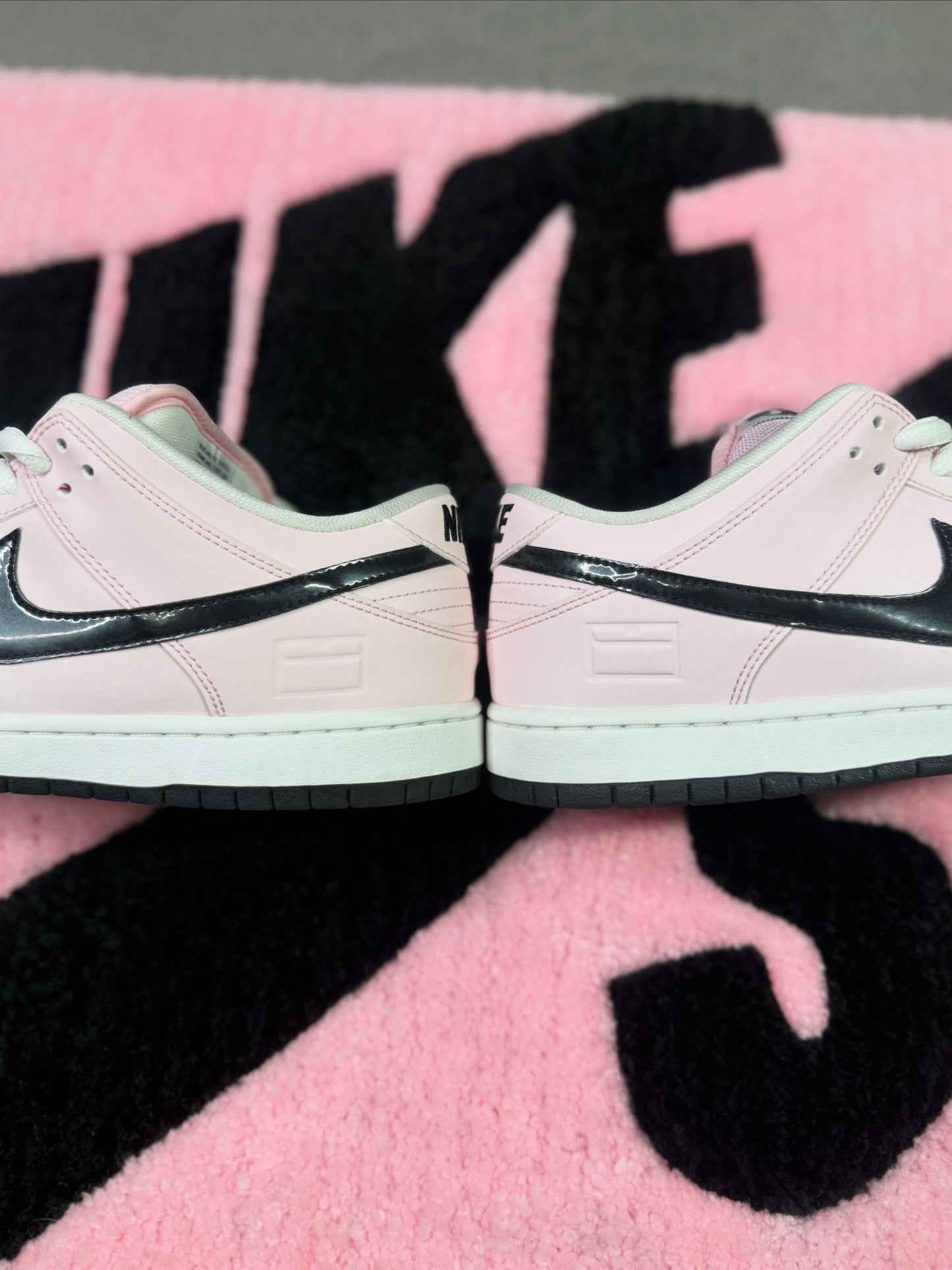 PINK BOX (9.5)