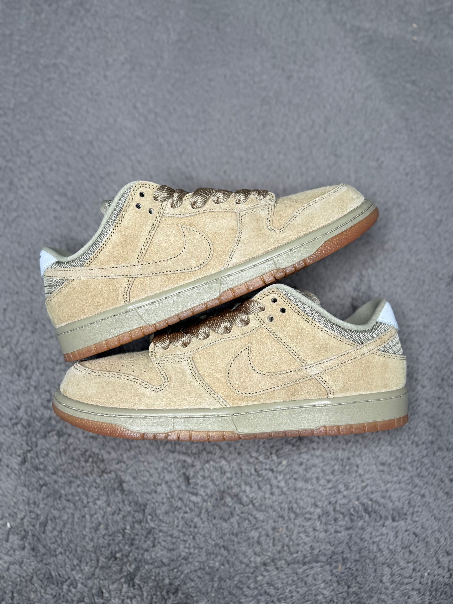 PARACHUTE BEIGE